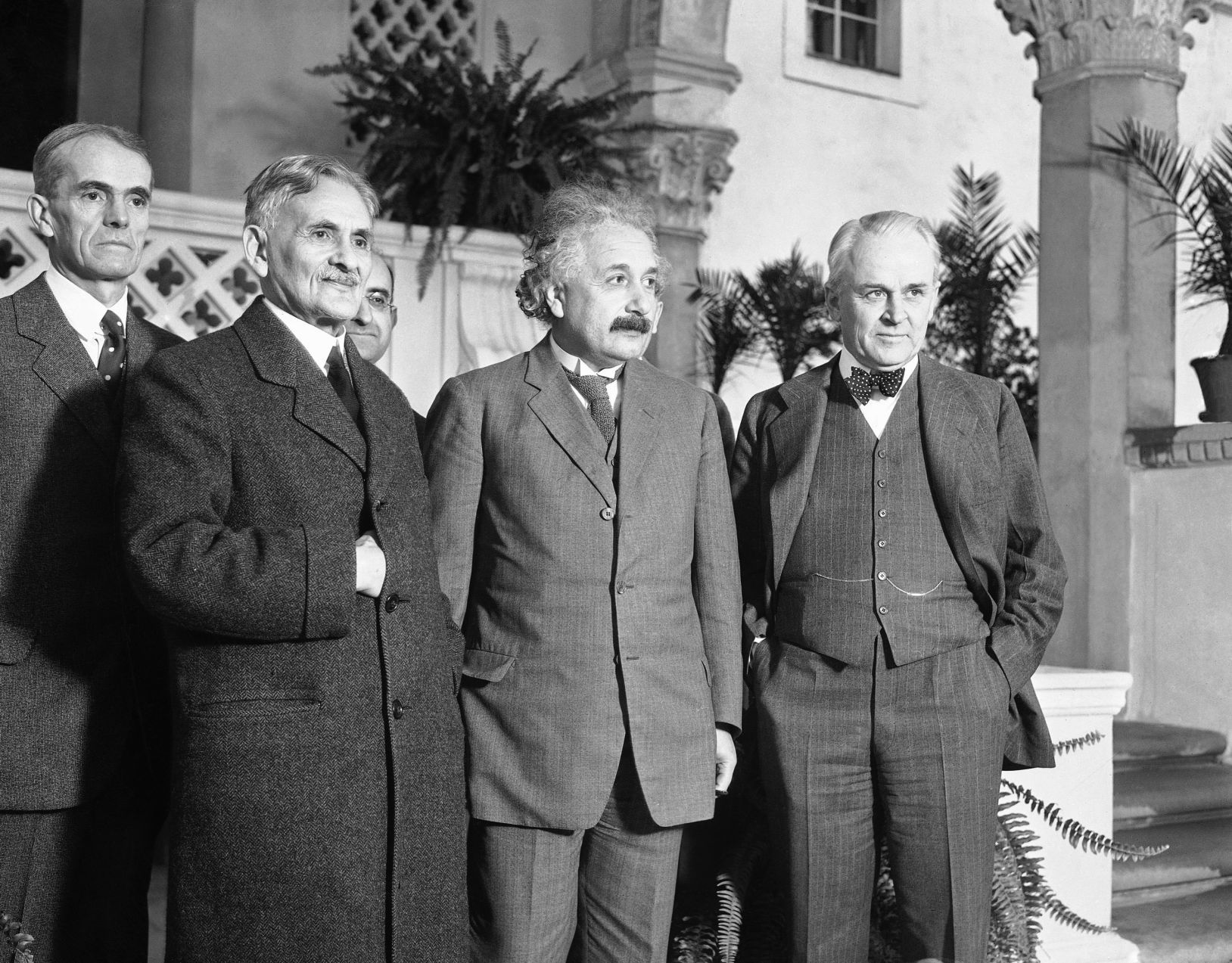 1931: Albert Einstein, Robert Millikan, Albert Michelson